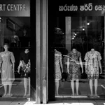 Sri Lanka car hire: a car parked on a busy Colombo street